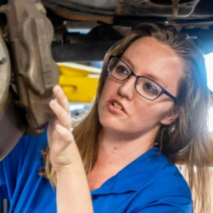 Aubrey Lindsey - Office Manager